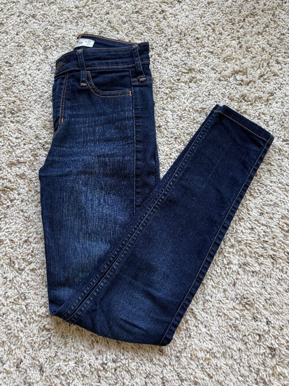 Hollister dark wash skinny denim mid-rise W 23 L 31